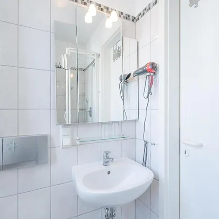 Ostseeurlaub Zu Zweit - In Mit Balkon * Sellin (Rugen)